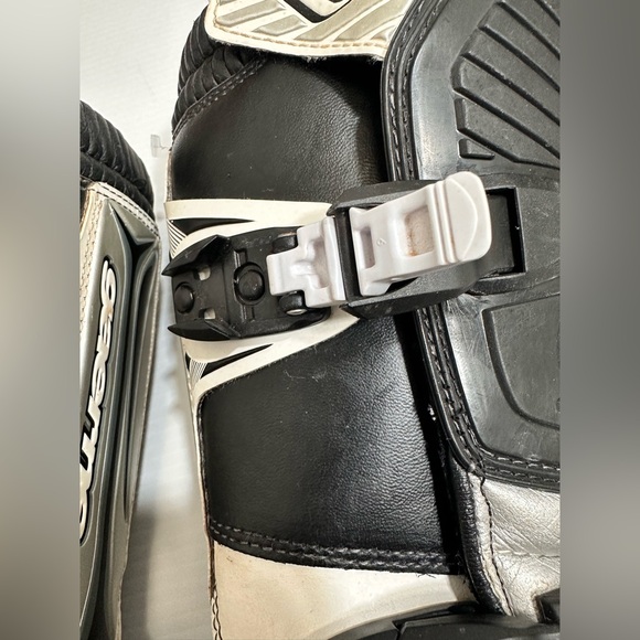 GAERNE G Style Motocross Boots Black/White Mens Sz 5, Made Inn Italy main image 16
